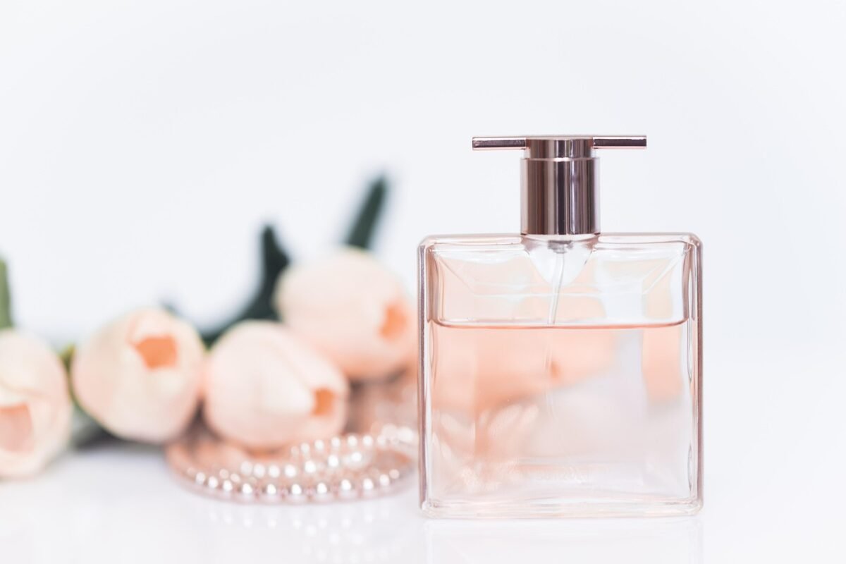 Chanel lança perfume Paris – St. Moritz inspirado em escapada de inverno