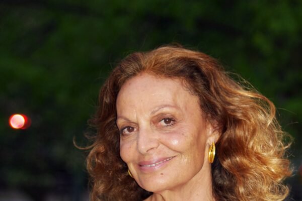 Diane von Furstenberg recebe o Couture Council Award 2026 do Museum at FIT