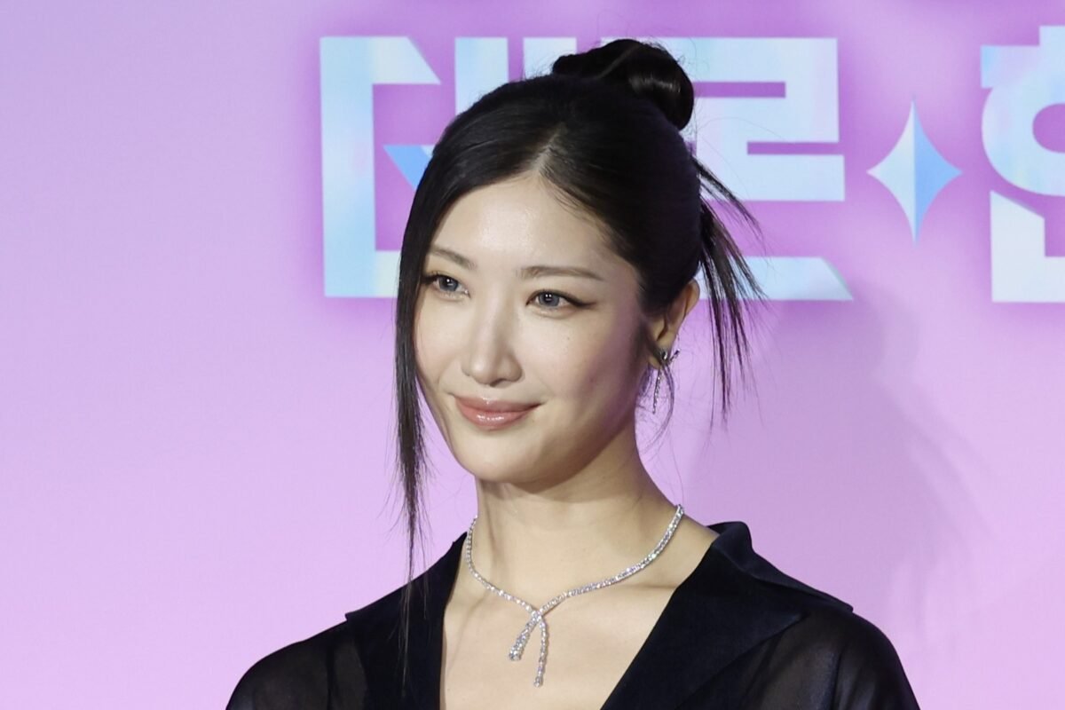 Ejae, voz de 'KPop Demon Hunters', se casa em Seul de Danielle Frankel e Zac Posen