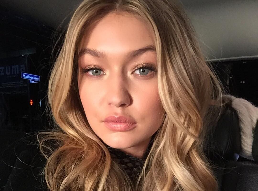 Gigi Hadid revela o produto "nada sexy" que descobriu no TikTok Shop e aprova