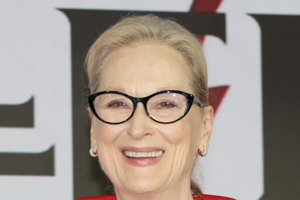 Stylist de Meryl Streep revela o salto 'confortável' que usa no tapete vermelho